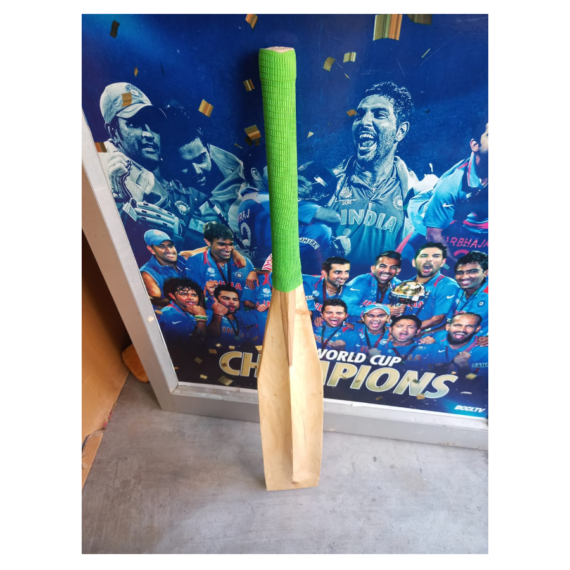 Mongoose Cricket Bat