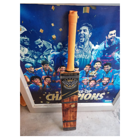 WW Kashmir Willow Scoop Bat Fired Wood - Image 2