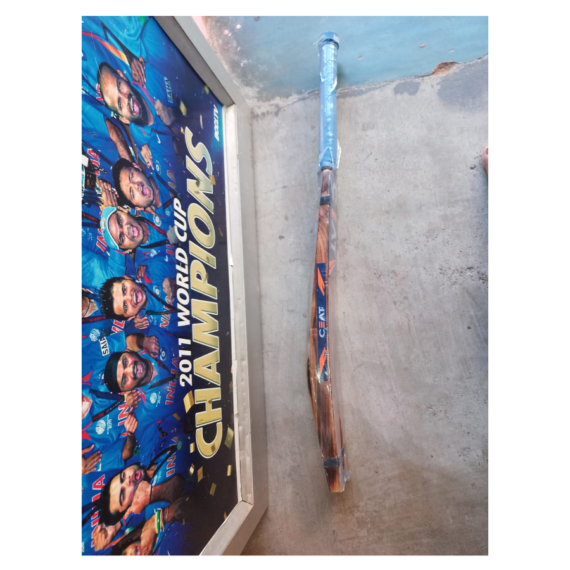 CEAT Kashmir Willow Scoop Bat Fired Wood - Image 3