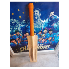 Black Mango Kashmir Willow Scoop Bat